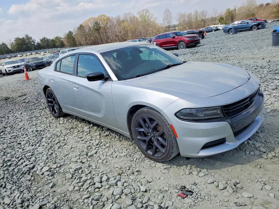 2021 DODGE CHARGER SXT  