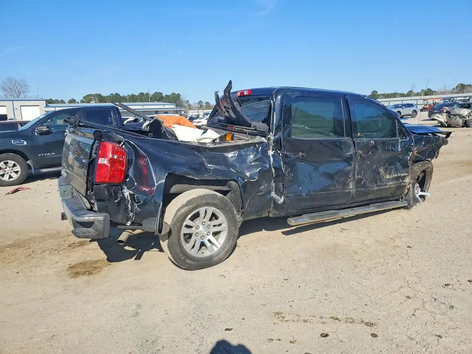 2018 CHEVROLET SILVERADO C1500 LT  