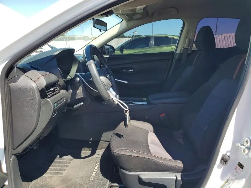 2024 NISSAN SENTRA SR  