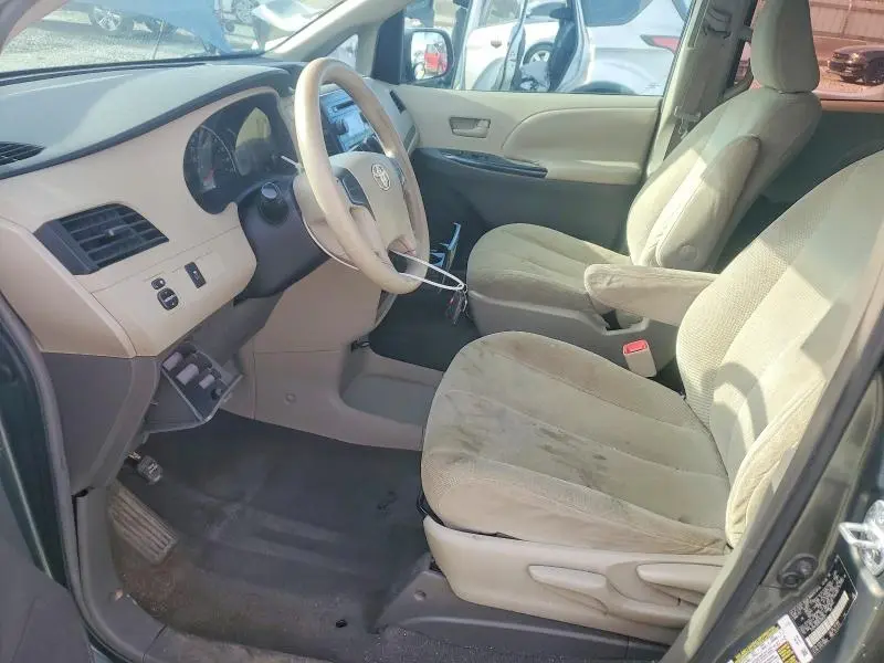 2011 TOYOTA SIENNA BASE 7-PASSENGER  