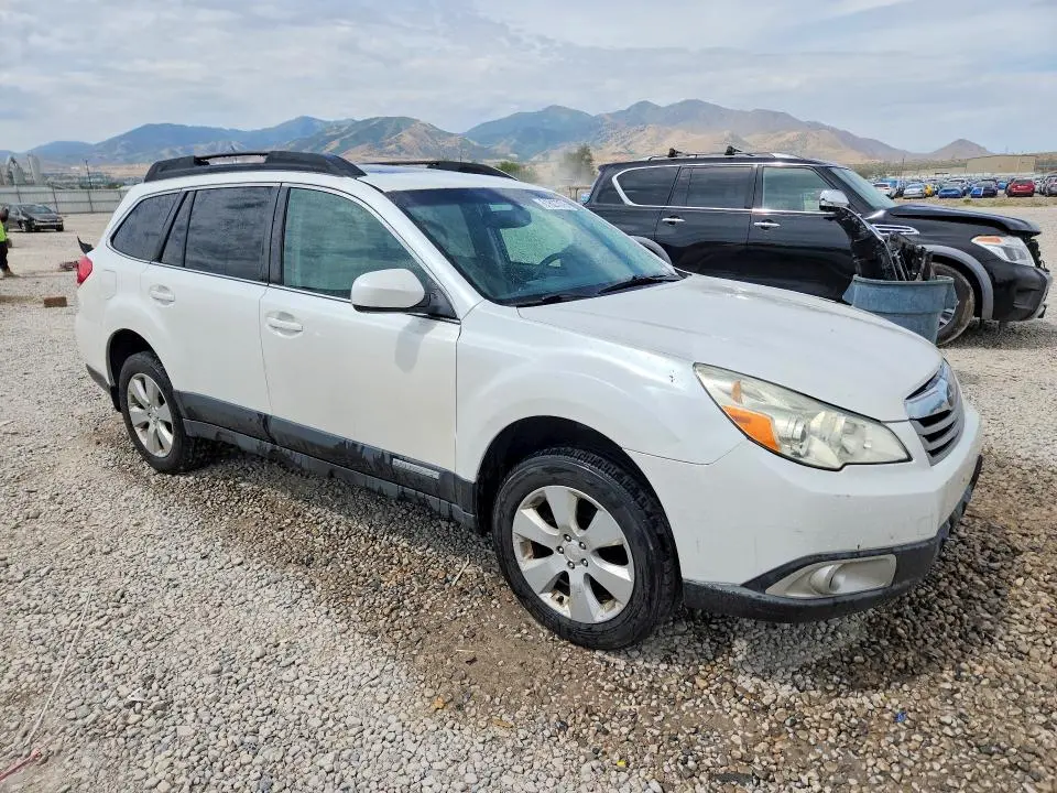 2012 SUBARU OUTBACK 2.5I PREMIUM  