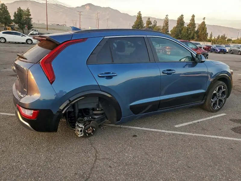 2024 KIA NIRO EX  