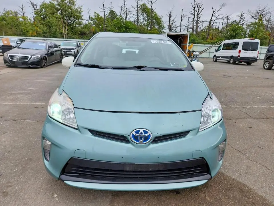 2015 TOYOTA PRIUS TWO  