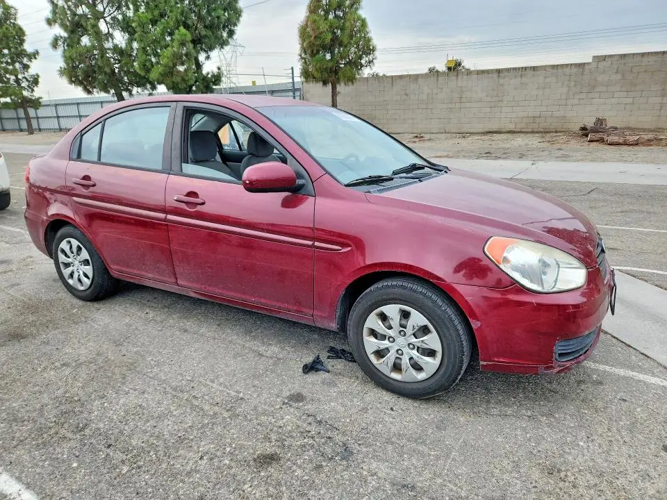 2011 HYUNDAI ACCENT GLS  