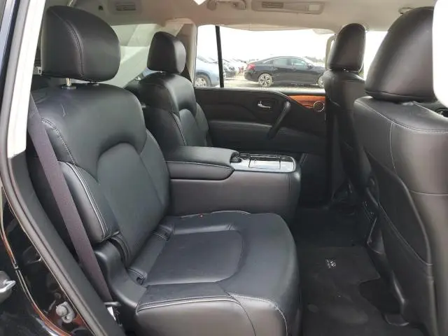 2023 INFINITI QX80 LUXE  