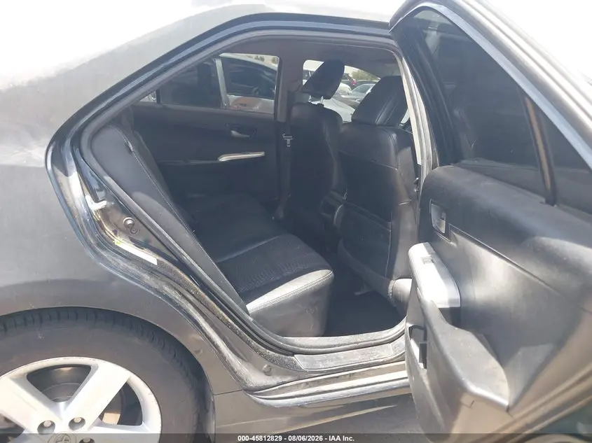 2014 TOYOTA CAMRY SE