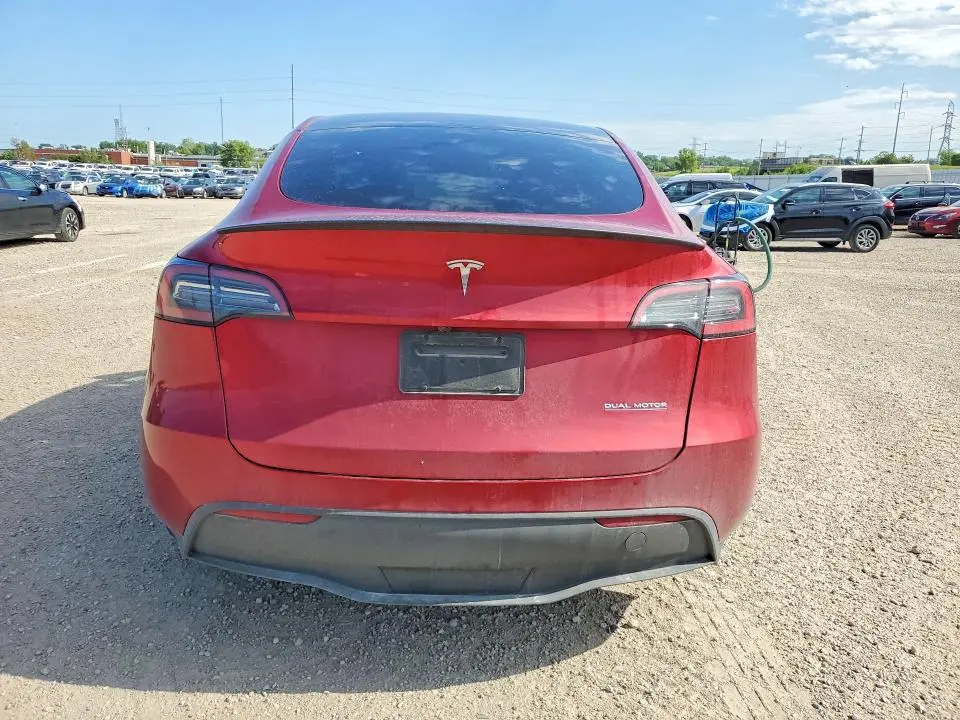2024 TESLA MODEL Y   
