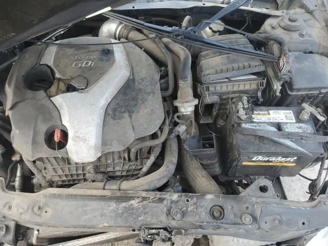 2011 HYUNDAI SONATA SE