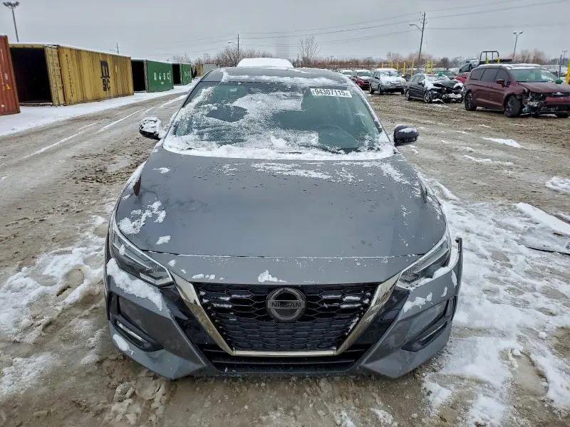 2021 NISSAN SENTRA SR  