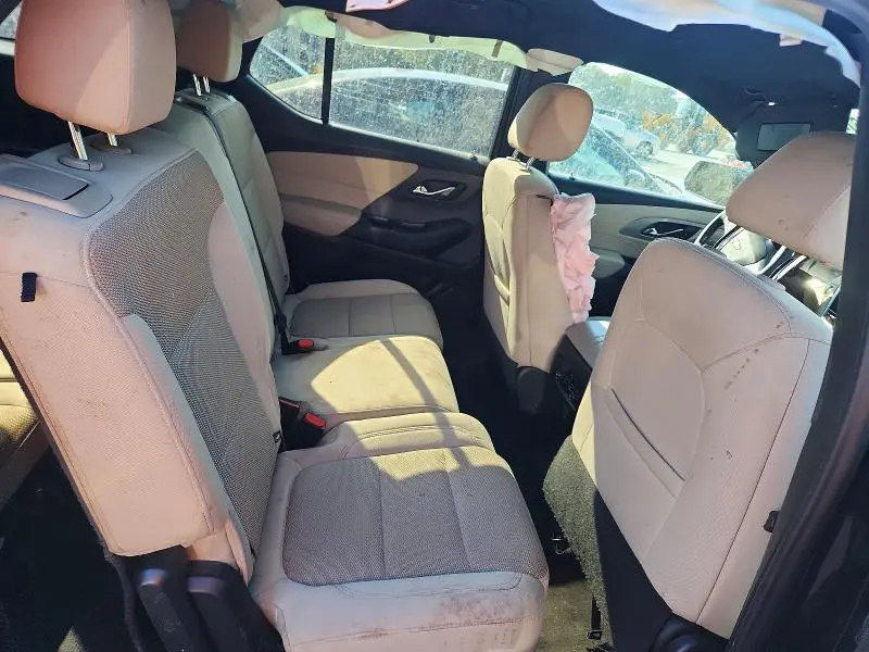 2023 CHEVROLET TRAVERSE LS  