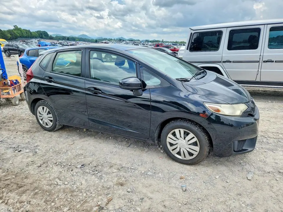 2016 HONDA FIT LX  