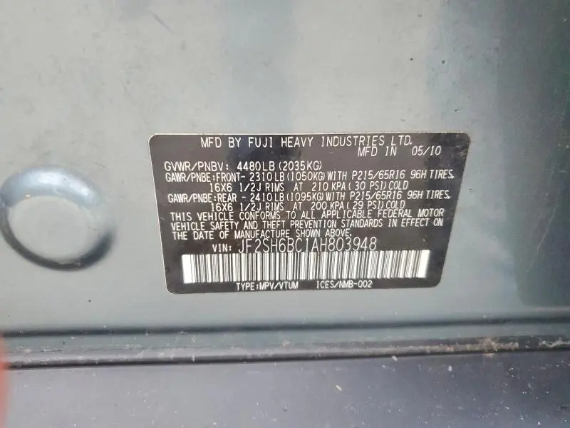 2010 SUBARU FORESTER XS  