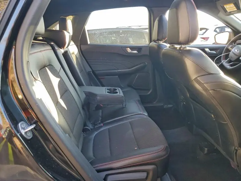 2023 FORD ESCAPE ST LINE  