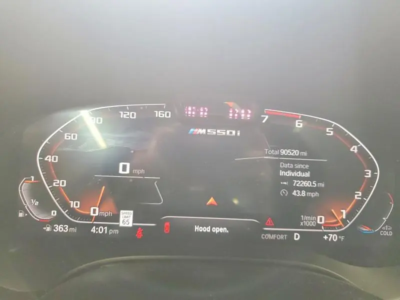 2022 BMW M550XI   
