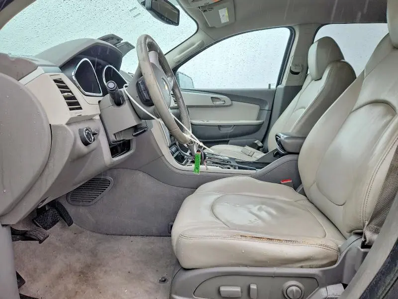 2012 CHEVROLET TRAVERSE LT  