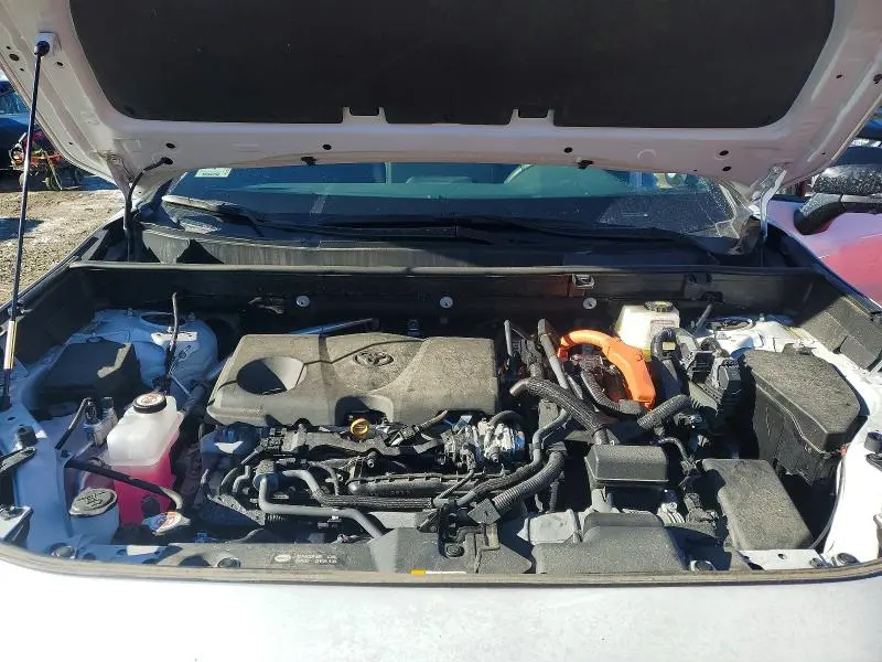 2024 TOYOTA RAV4 XSE  