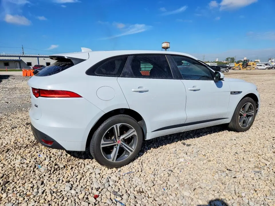 2017 JAGUAR F-PACE R - SPORT  