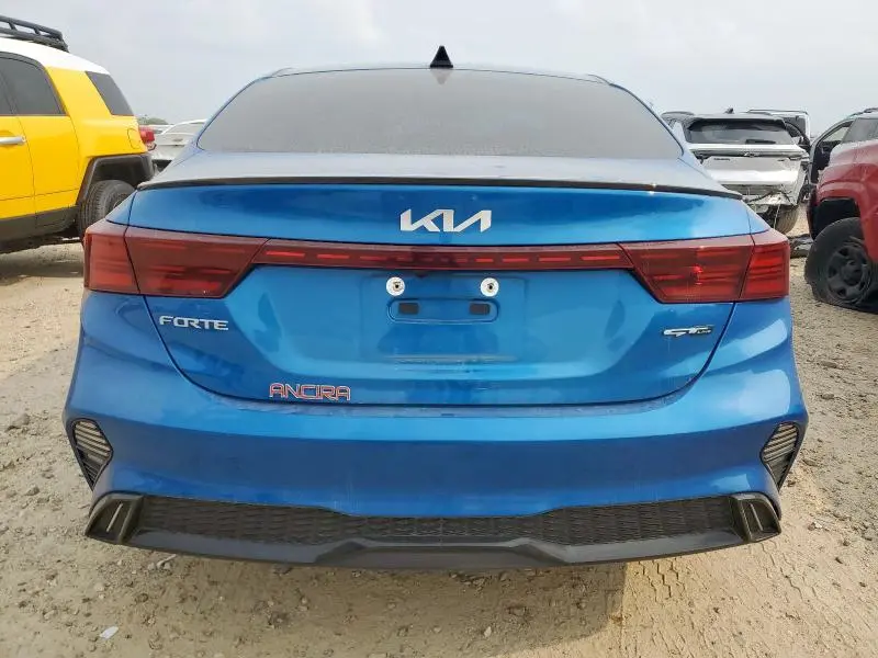 2024 KIA FORTE GT LINE  