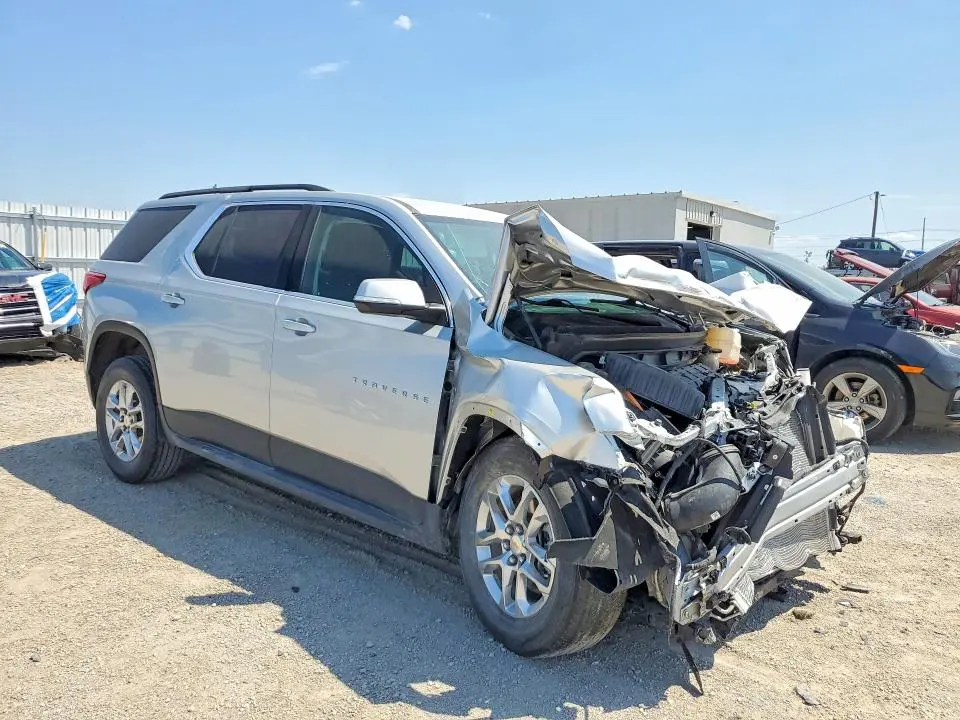 2021 CHEVROLET TRAVERSE LT  