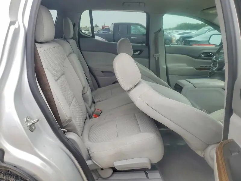 2018 GMC ACADIA SLE  