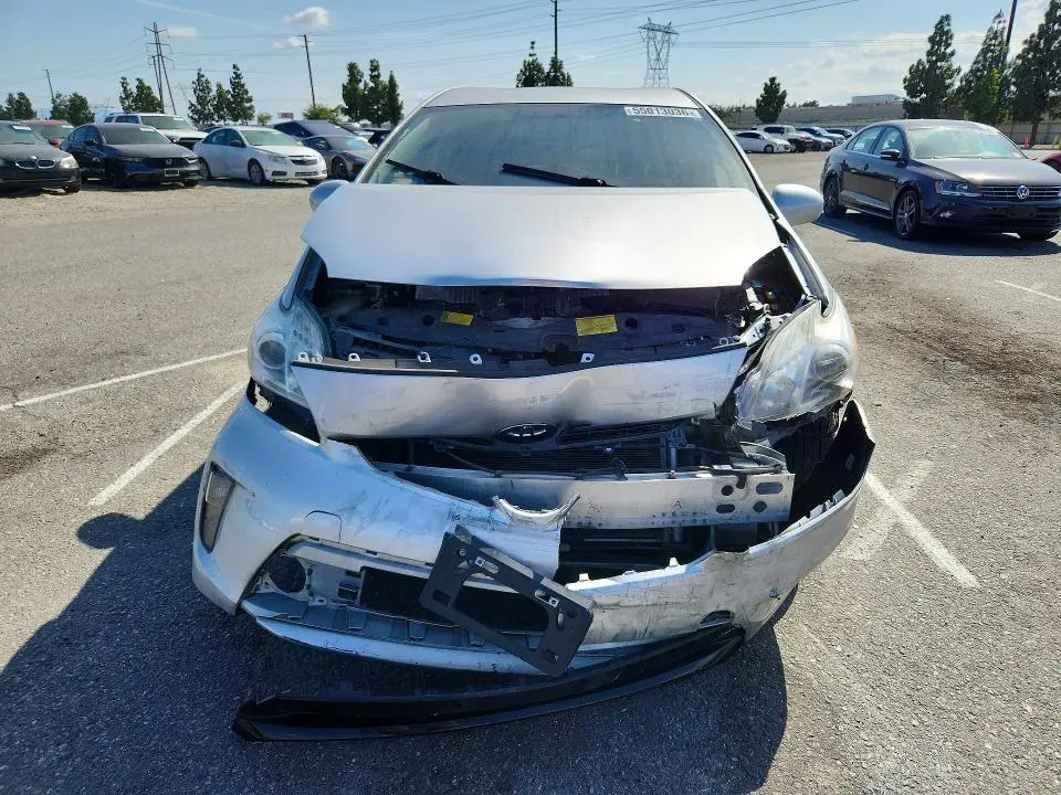 2013 TOYOTA PRIUS THREE  