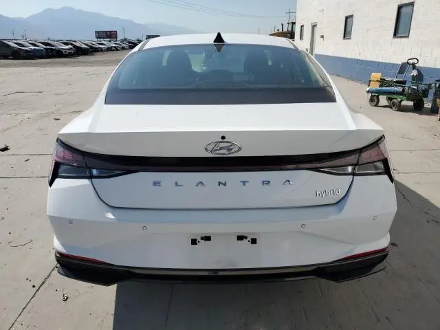 2022 HYUNDAI ELANTRA LIMITED  