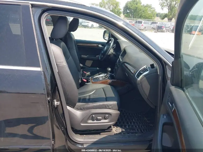 2011 AUDI Q5 2.0T PREMIUM