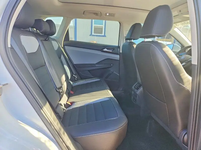2024 VOLKSWAGEN TAOS SEL  