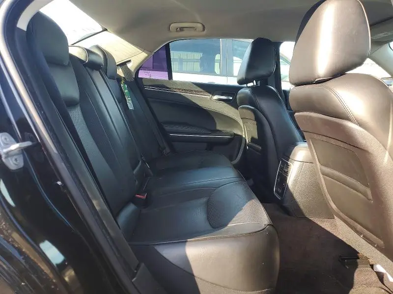 2018 CHRYSLER 300 LIMITED  