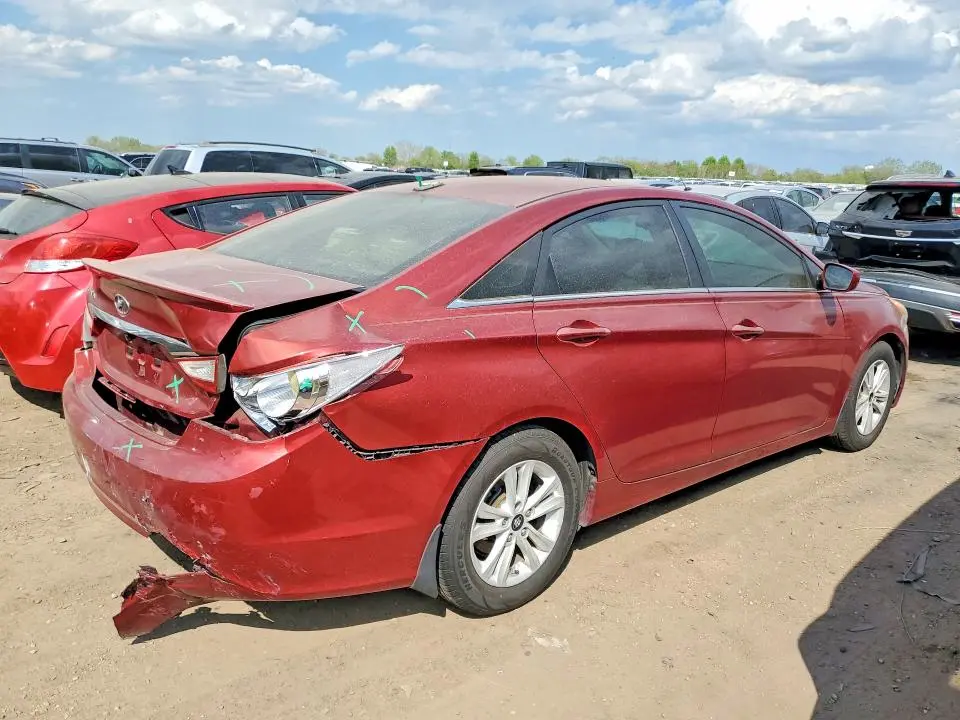 2013 HYUNDAI SONATA GLS  