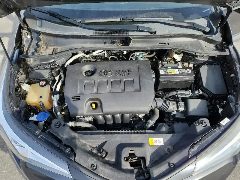 2018 TOYOTA C-HR XLE  