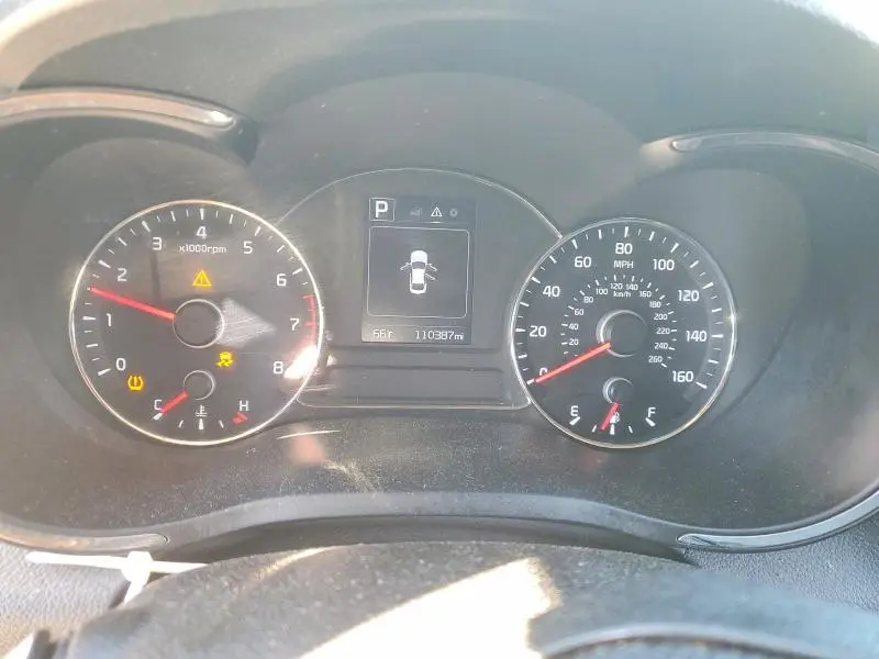 2017 KIA FORTE LX  