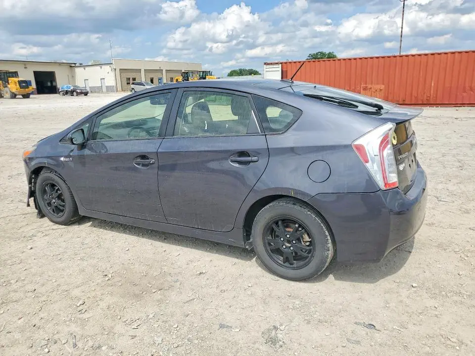 2012 TOYOTA PRIUS THREE  
