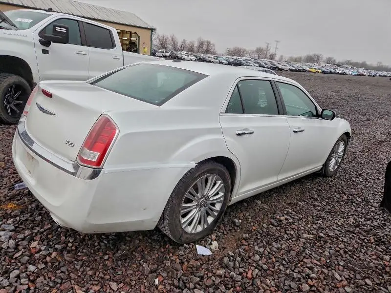 2012 CHRYSLER 300 LIMITED  