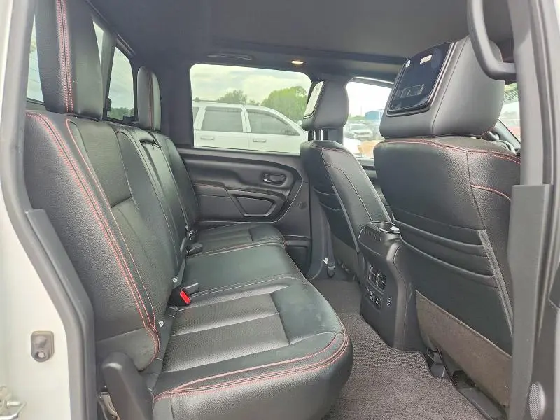 2020 NISSAN TITAN PRO-4X  