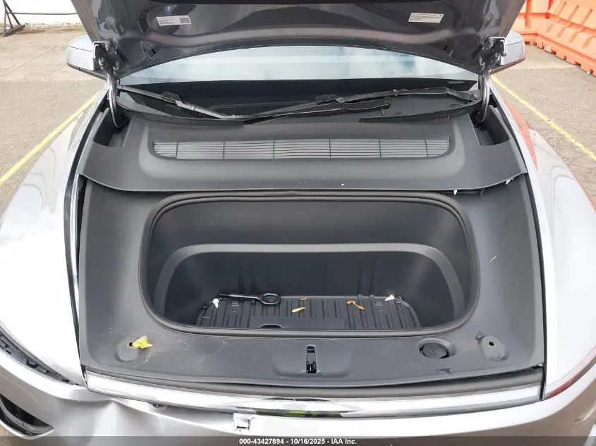 2026 TESLA MODEL Y LONG RANGE DUAL MOTOR ALL-WHEEL DRIVE/LONG RANGE LAUNCH SERIES