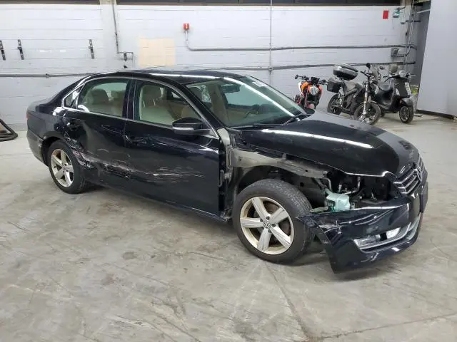 2015 VOLKSWAGEN PASSAT S  
