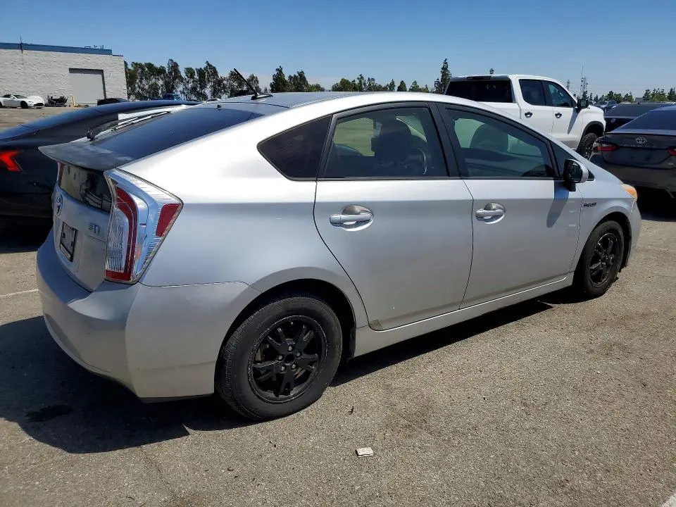 2013 TOYOTA PRIUS THREE  