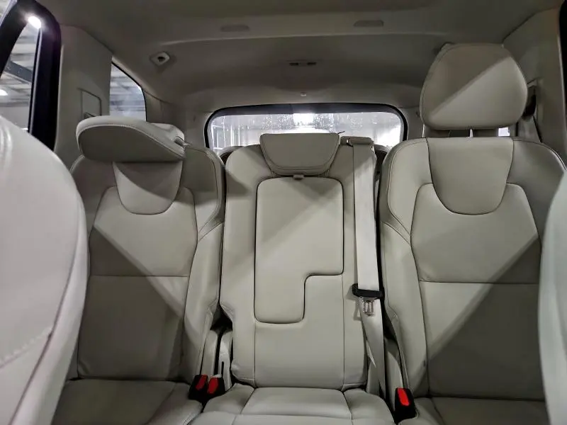 2024 VOLVO XC90 PLUS  