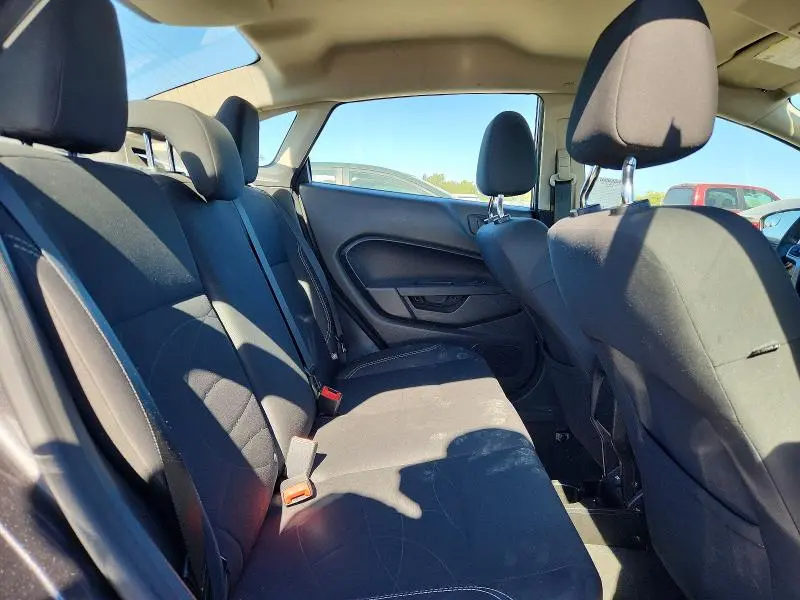 2017 FORD FIESTA SE  