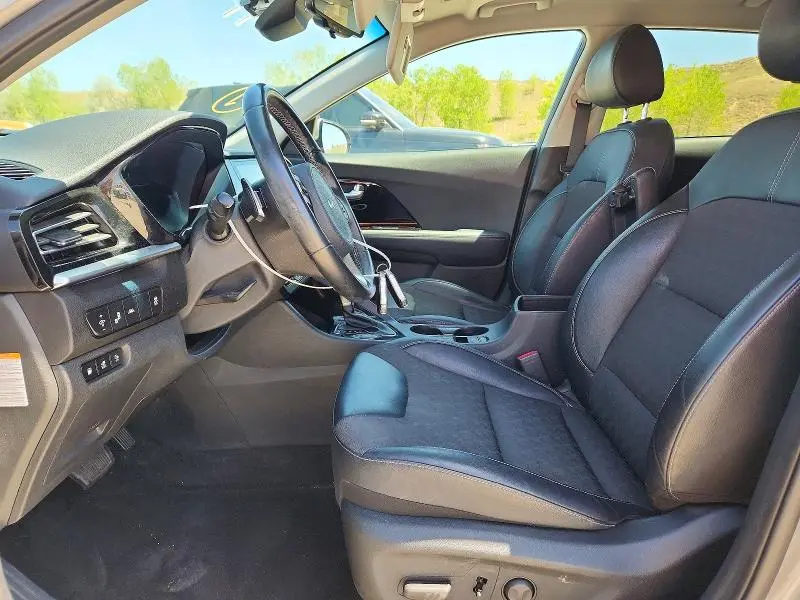 2022 KIA NIRO EX  