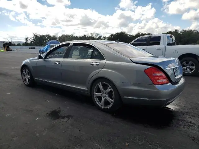 2013 MERCEDES-BENZ S 550  