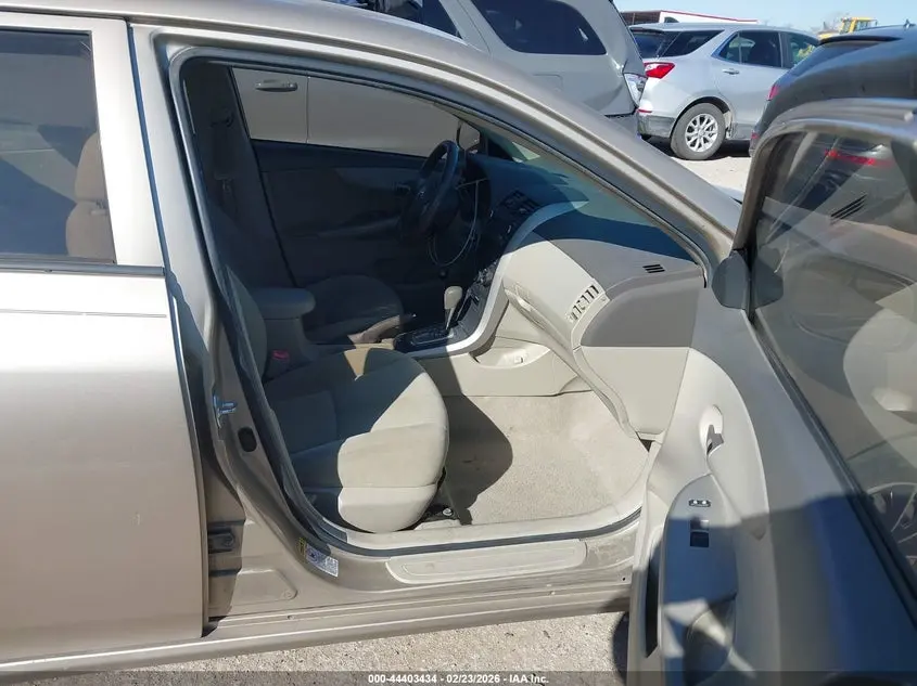 2010 TOYOTA COROLLA LE