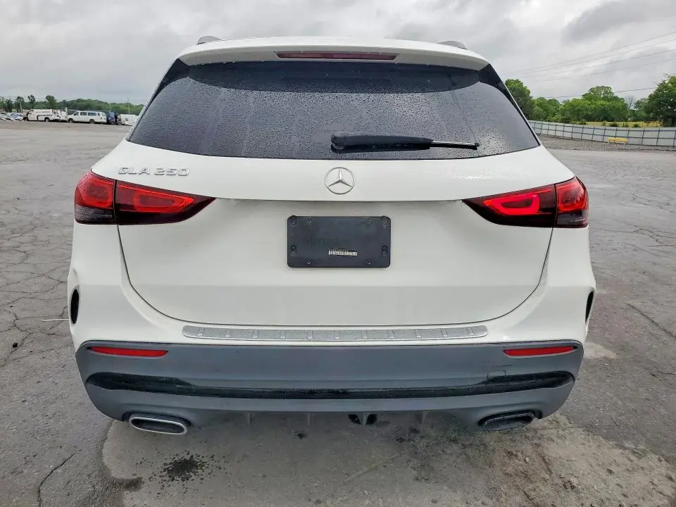 2021 MERCEDES-BENZ GLA 250  