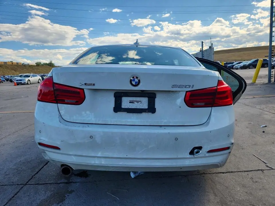 2016 BMW 320 XI  