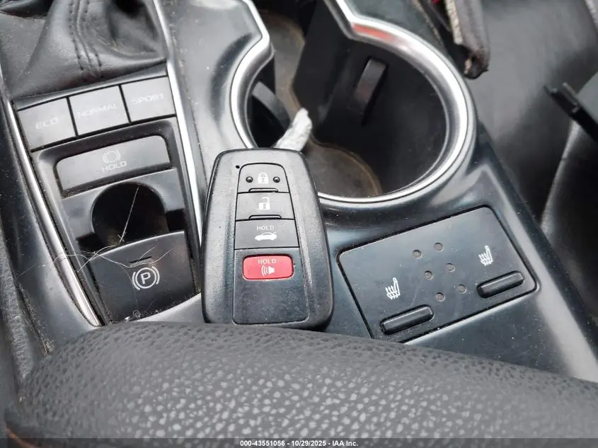 2018 TOYOTA CAMRY XLE