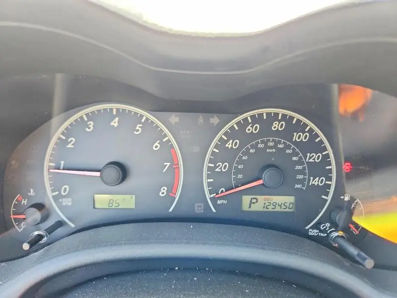 2011 TOYOTA COROLLA LE  