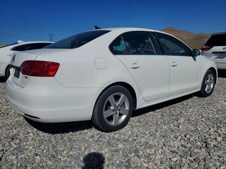 2014 VOLKSWAGEN JETTA TDI  