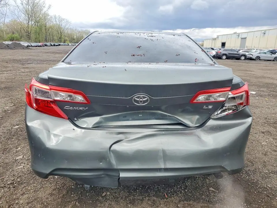 2013 TOYOTA CAMRY LE  