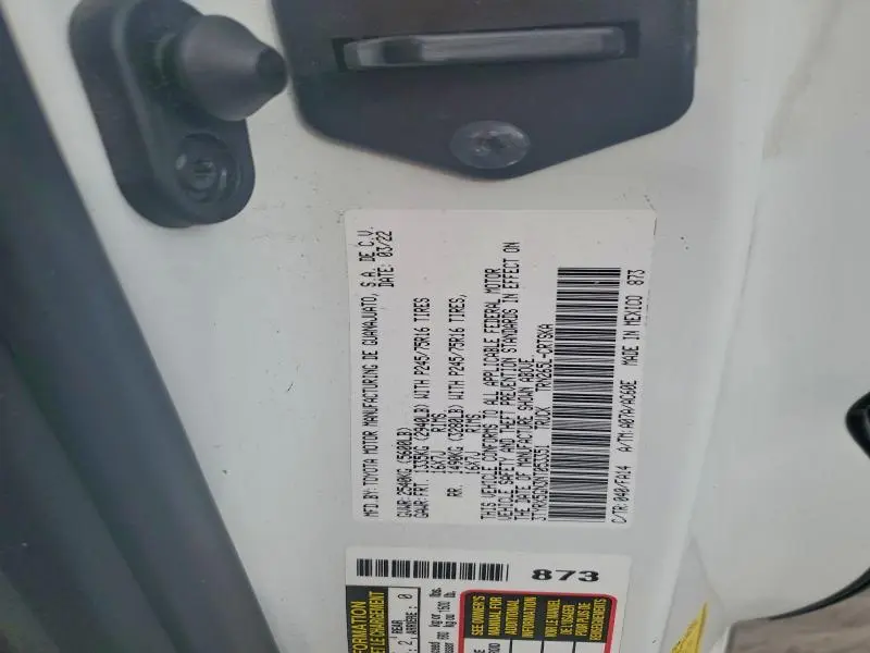 2022 TOYOTA TACOMA SR  